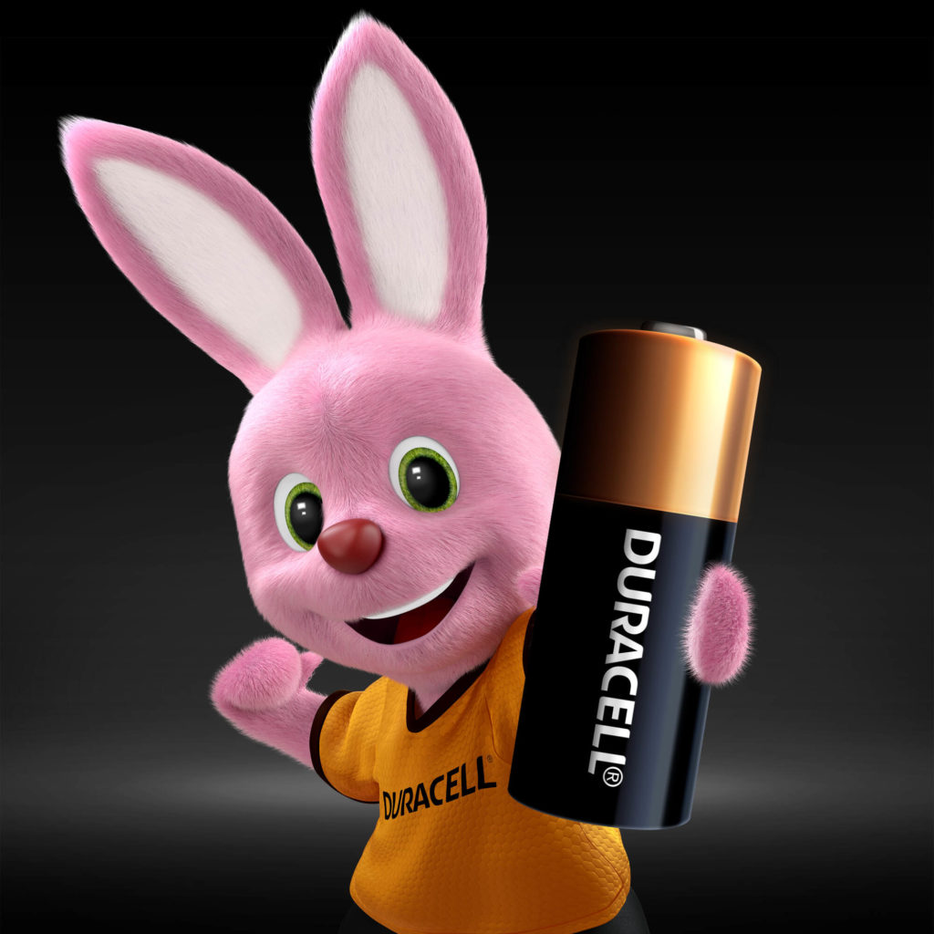 Il coniglietto Duracell presenta una batteria alcalina MN21 speciale da 12V